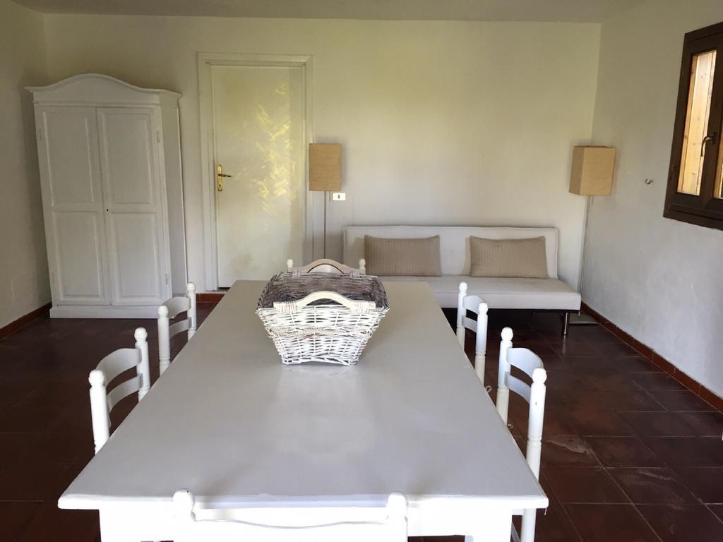 Residenza Costasmeraldina Porto Rotondo Bagian luar foto